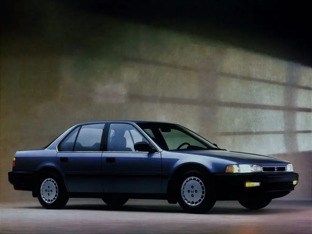 Honda Accord (CB7) 4 поколение, седан (09.1989 - 07.1991)